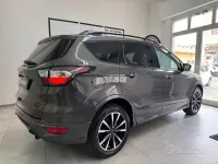Usata Ford Kuga ST-Line 120 CV (88 kW) 2017 Grigio SUV