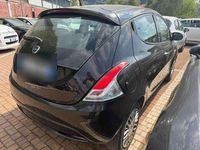 Usata Lancia Ypsilon 69 CV (50 kW) 2017 Utilitaria