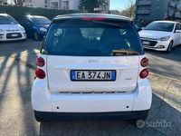Usata Smart ForTwo Coupé 71 CV (52 kW) 2010 Bianco Coupé