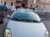 Usata Fiat Grande Punto 77 CV (56 kW) 2006 Grigio Utilitaria