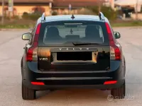 Usata Volvo V50 101 CV (74 kW) 2011 Nero Station wagon