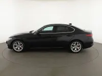 Begagnad Alfa Romeo Giulia Executive 160 HK (117 kW) 2020 Svart Sedan