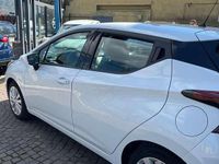 Usata Nissan Micra Acenta 92 CV (67 kW) 2021 Bianco Utilitaria
