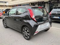 Usata Toyota Aygo Connect Style 72 CV (52 kW) 2020 Nero Utilitaria
