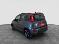 Usata Fiat Panda City Life 69 CV (50 kW) 2021 Grigio maestro Utilitaria