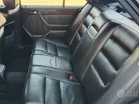 Usata Mercedes 200 122 CV (89 kW) 1991 Nero Berlina