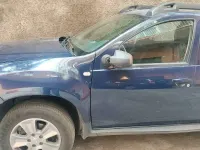 Usata Dacia Duster Lauréate 105 CV (77 kW) 2015 Blu/azzurro SUV