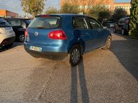 Usata VW Golf IV Trendline 75 CV (55 kW) 2004 Blu Berlina