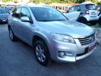 Usata Toyota RAV4 150 CV (110 kW) 2010 Argento SUV
