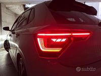 Usata VW Polo R-line 95 CV (69 kW) 2024 Grigio Utilitaria