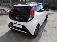 Usata Toyota Aygo Connect Style 72 CV (52 kW) 2020 Bianco Utilitaria