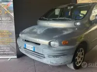 Usata Fiat Multipla 110 CV (80 kW) 2002 Grigio Monovolume