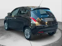 Usata Lancia Ypsilon 69 CV (50 kW) 2013 Marrone Utilitaria
