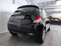 Usata Lancia Ypsilon Silver 69 CV (50 kW) 2013 Nero Utilitaria