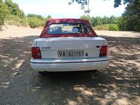 Usata Ford Escort Cabriolet Ghia 75 CV (55 kW) 1988 Bianco Cabrio