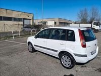 Usata Ford Fusion 68 CV (50 kW) 2009 Bianco Utilitaria