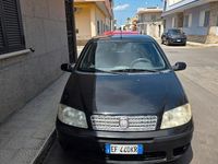 Usata Fiat Punto 77 CV (56 kW) 2010 Nero Utilitaria