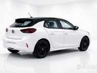 Usata Opel Corsa Design & Tech 101 CV (74 kW) 2022 Bianco Utilitaria