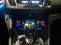 Usata Ford Kuga S 120 CV (88 kW) 2016 Nero SUV