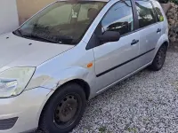 Usata Ford Fiesta 75 CV (55 kW) 2005 Grigio Utilitaria