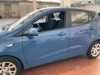 Usata Hyundai i10 Style 66 CV (48 kW) 2017 Blu Utilitaria