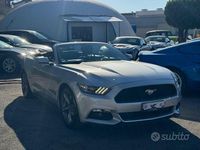 Usata Ford Mustang Convertible 2016 Grigio Cabrio