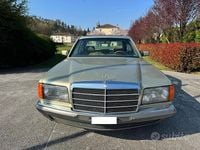 Usata Mercedes 280 SE 184 CV (135 kW) 1981 Verde Berlina