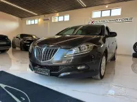 Usata Lancia Delta Silver 120 CV (88 kW) 2012 Grigio Utilitaria