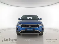 Usata VW T-Roc Life 110 CV (80 kW) 2023 Ravenna blue metallizzato SUV