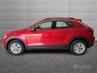 Używany VW T-Roc Life 110 KM (80 kW) 2023 Czerwony SUV