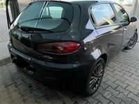 usata Alfa Romeo 147 147 1.9 JTD (120) 5 porte Distinctive