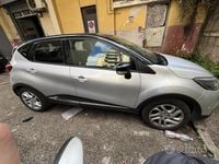 Usata Renault Captur 90 CV (66 kW) 2014 Grigio SUV