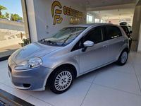 Usata Fiat Grande Punto Dynamic 65 CV (47 kW) 2006 Grigio metallizzato Utilitaria