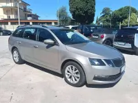 Usata Skoda Octavia Style 116 CV (85 kW) 2018 Champagne met. Station wagon