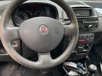 Usata Fiat Punto 80 CV (58 kW) 2009 Nero Utilitaria
