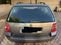 Usata VW Passat Comfortline 101 CV (74 kW) 2003 Grigio Station wagon