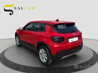 Usata Jeep Avenger Altitude 101 CV (74 kW) 2024 Rosso SUV