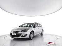Usata Opel Astra 131 CV (96 kW) 2013 Grigio