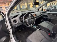 Usata Toyota Yaris Active 69 CV (50 kW) 2015 Berlina