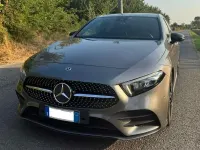 Usata Mercedes A180 Premium 116 CV (85 kW) 2019 Grigio Berlina