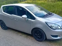 Usata Opel Meriva 120 CV (88 kW) 2014 Argento Monovolume
