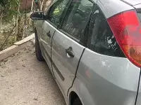 Usata Ford Focus 100 CV (73 kW) 2004 Grigio Berlina