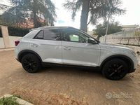 Usata VW T-Roc Sportline 150 CV (110 kW) 2018 Bianco SUV