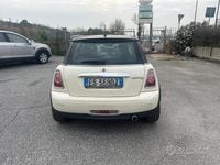 Usata Mini Cooper D 112 CV (82 kW) 2013 Bianco Utilitaria