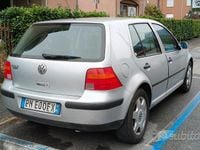 Usata VW Golf IV 75 CV (55 kW) 2000 Grigio Utilitaria