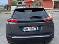 Usata Peugeot 2008 Allure 110 CV (80 kW) 2023 SUV