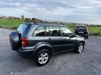 Usata Toyota RAV4 115 CV (84 kW) 2005 Argento SUV