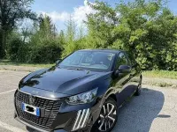 Usata Peugeot 208 Active 75 CV (55 kW) 2024 Utilitaria