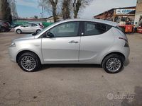 Usata Lancia Ypsilon 85 CV (62 kW) 2013 Grigio Utilitaria