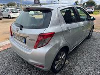 Usata Toyota Yaris Lounge 99 CV (72 kW) 2012 Grigio Berlina